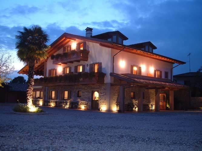 Wine Resort Colle Villano Faedis Exterior photo